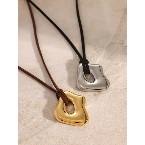Rope Pendant in Silver or Gold Stainless Steel: Silver