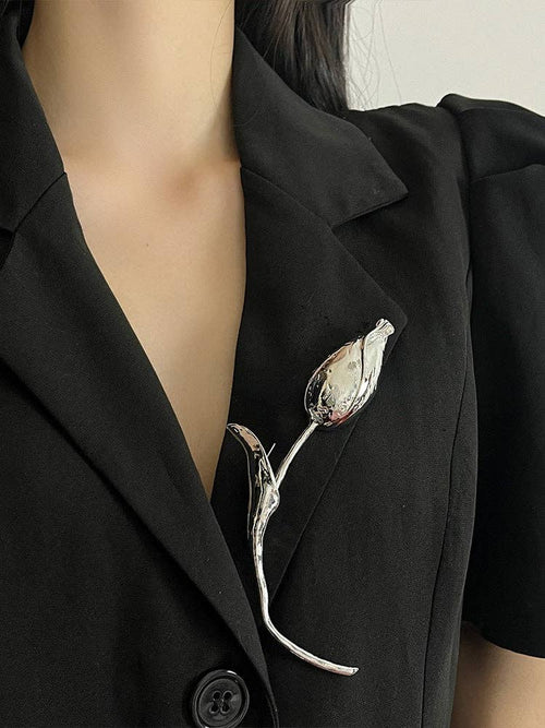 XL tulip brooch in chrome