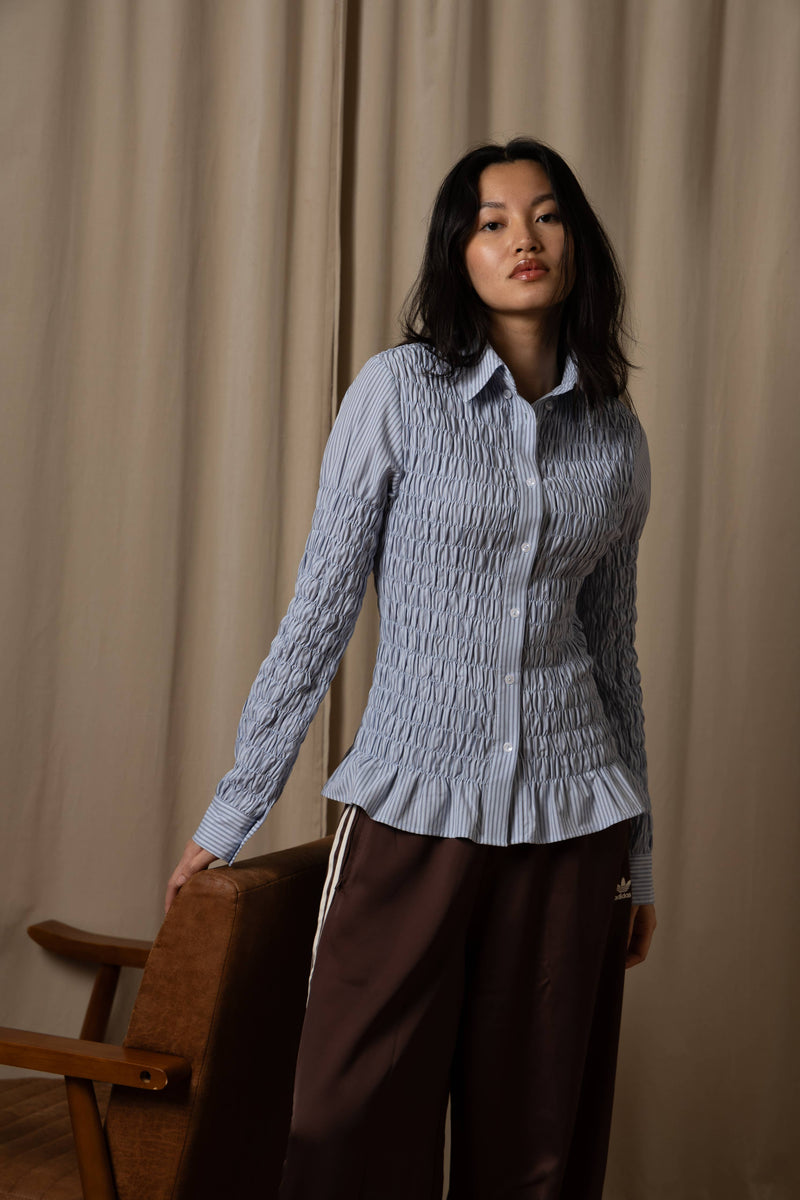 Olivia Smocked Cotton Shirt in Blue Stripe: Blue / M