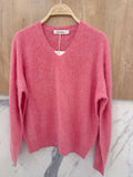 V-neck Pullover in Cashmere, Wool & Silk: Coral Pink / One size