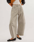 High-Waisted Loose-Fit Raw-Edged Jeans: Tan